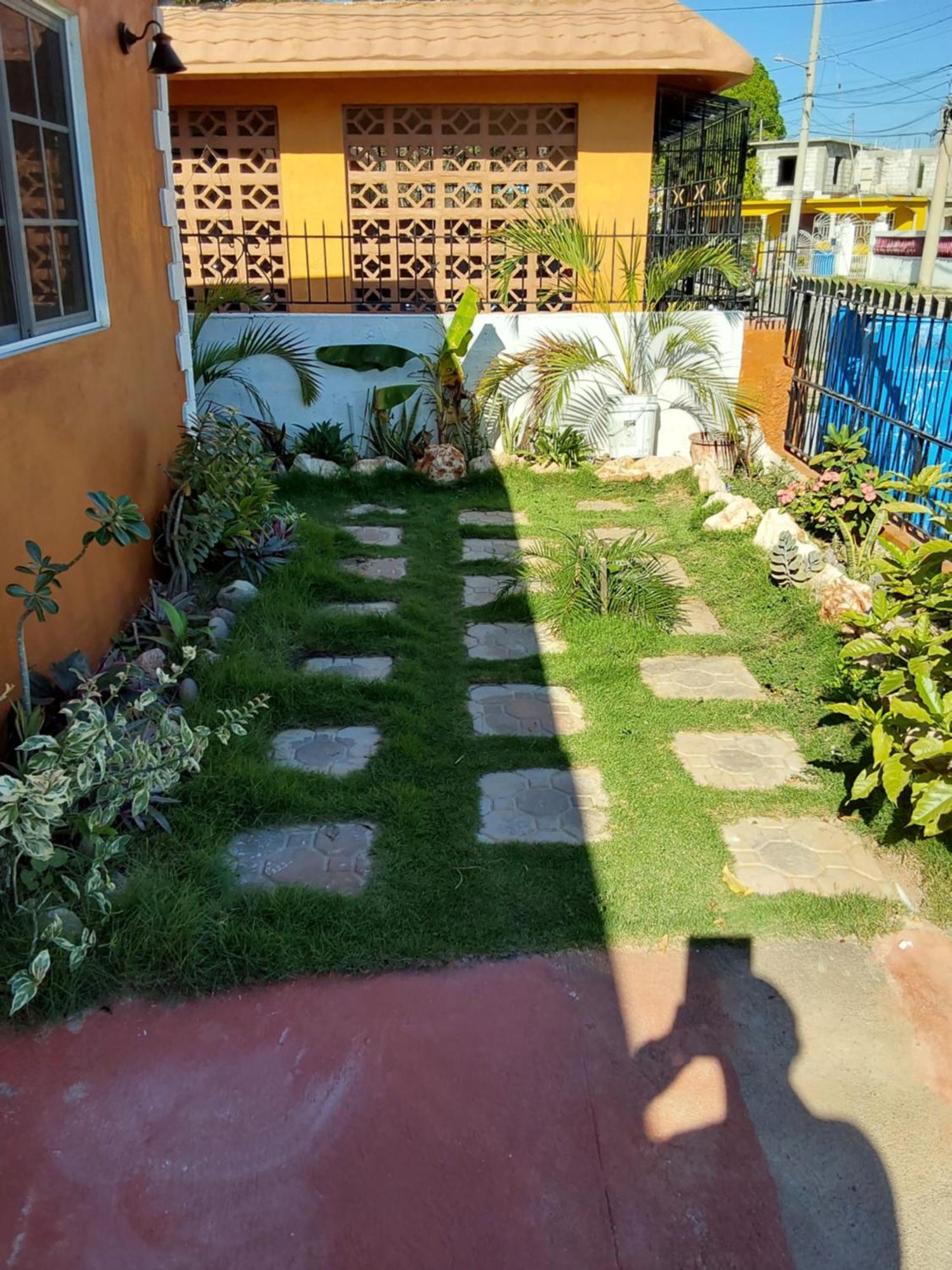Zipcode Hideaway Guesthouse Portmore Exteriör bild